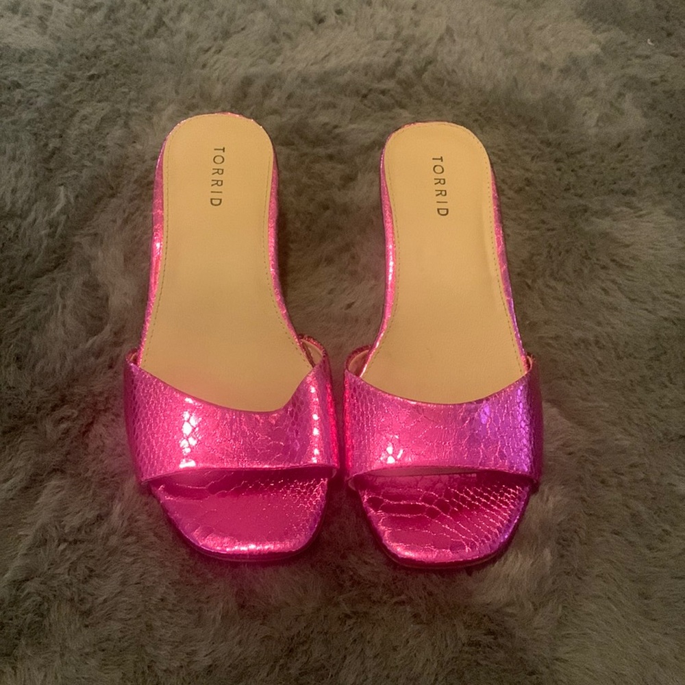 Torrid metallic pink/snakeskin kitten heel mule (worn once)